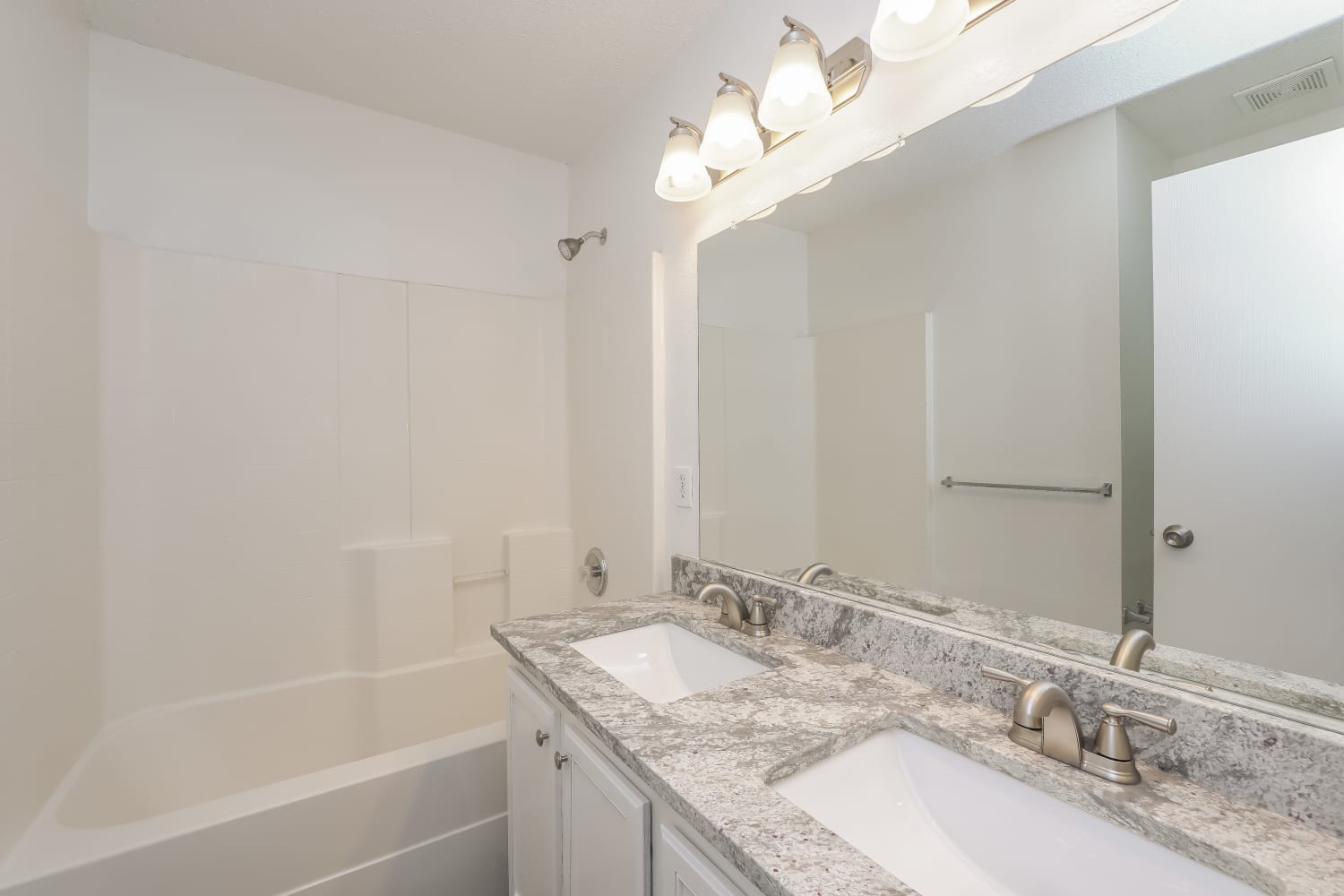 1428 Anna Lea Ln, Burleson photo 13