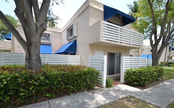 Front of 14388 SW 98th Ter, Miami, FL