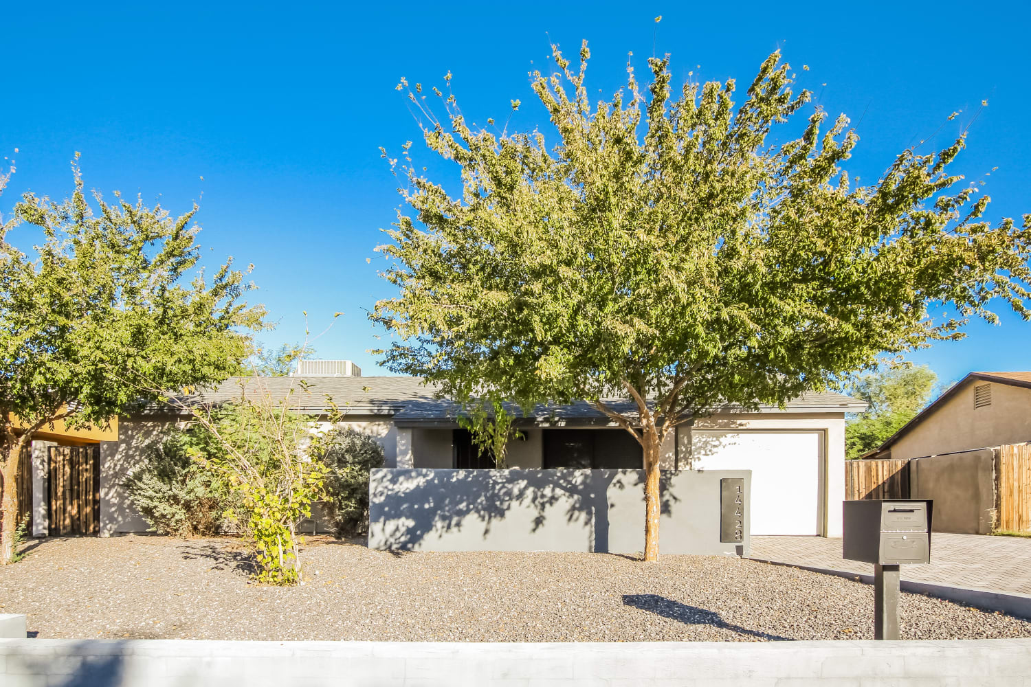 Front of 14428 N 33Rd Pl, Phoenix, AZ