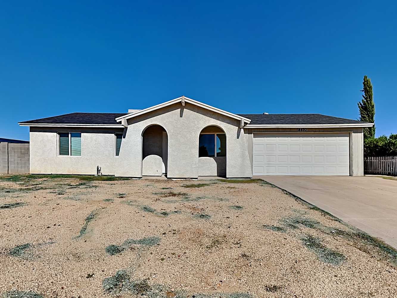 Front of 14430 N 41st Ct, Phoenix, AZ
