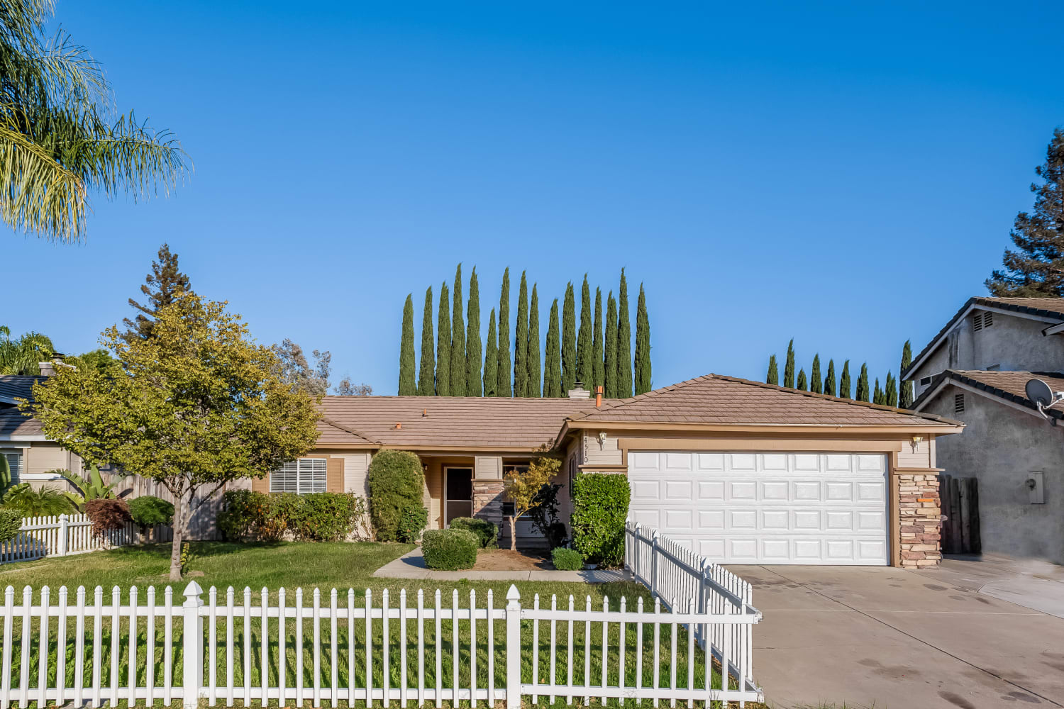 Front of 14510 Cedar Valley Dr, Lathrop, CA