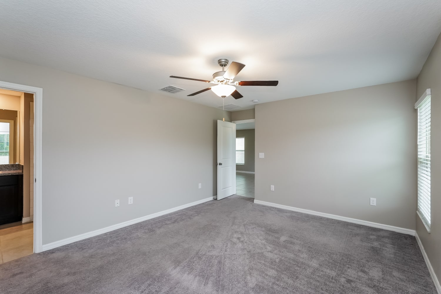 1457 Flower Dust Dr, Ruskin photo 8