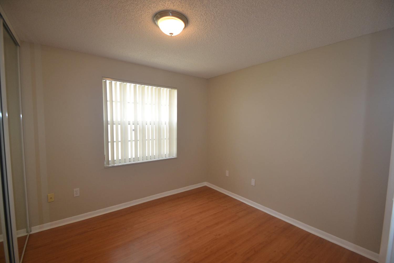 1457 NW 156th Ave, Pembroke Pines photo 12