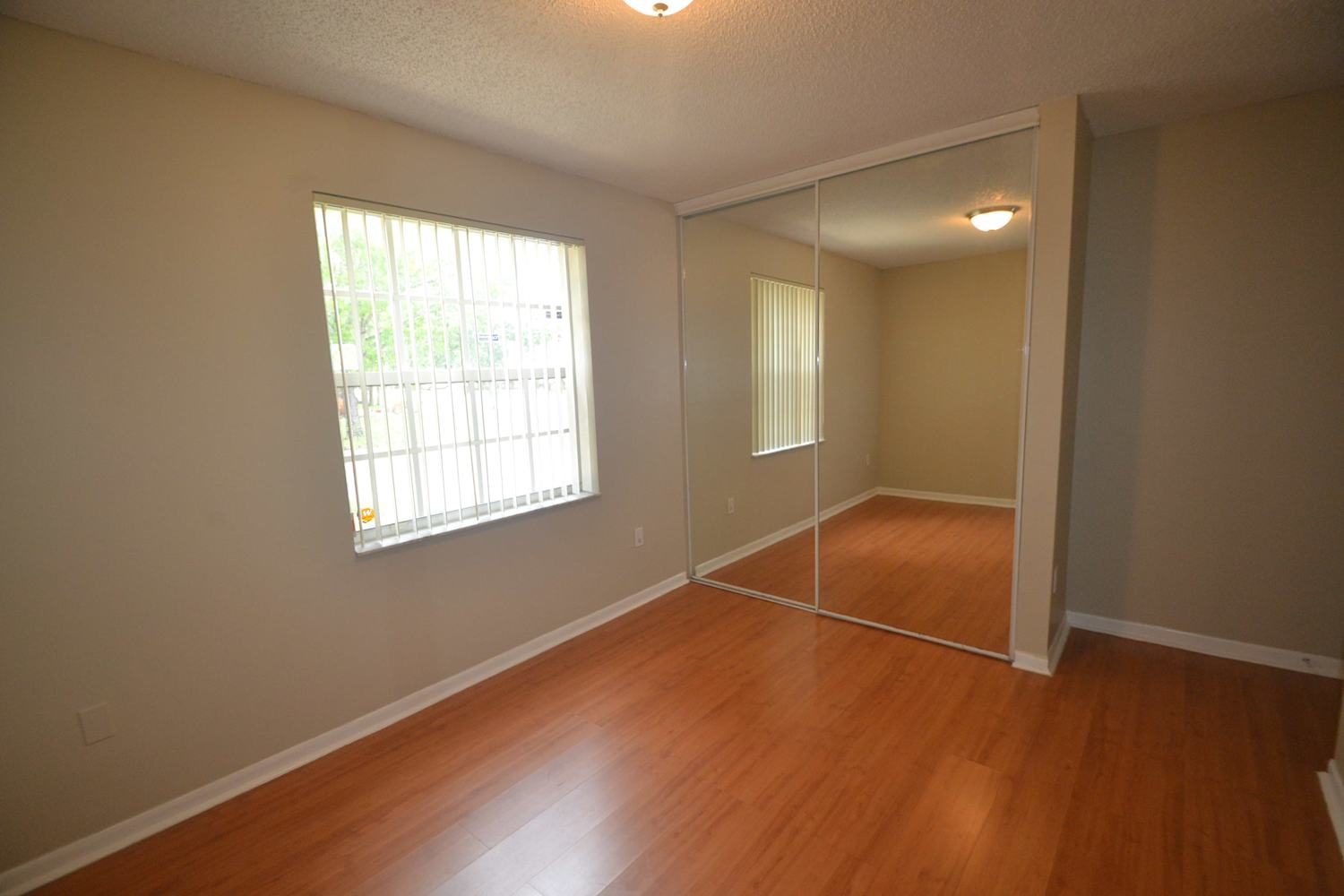 1457 NW 156th Ave, Pembroke Pines photo 11