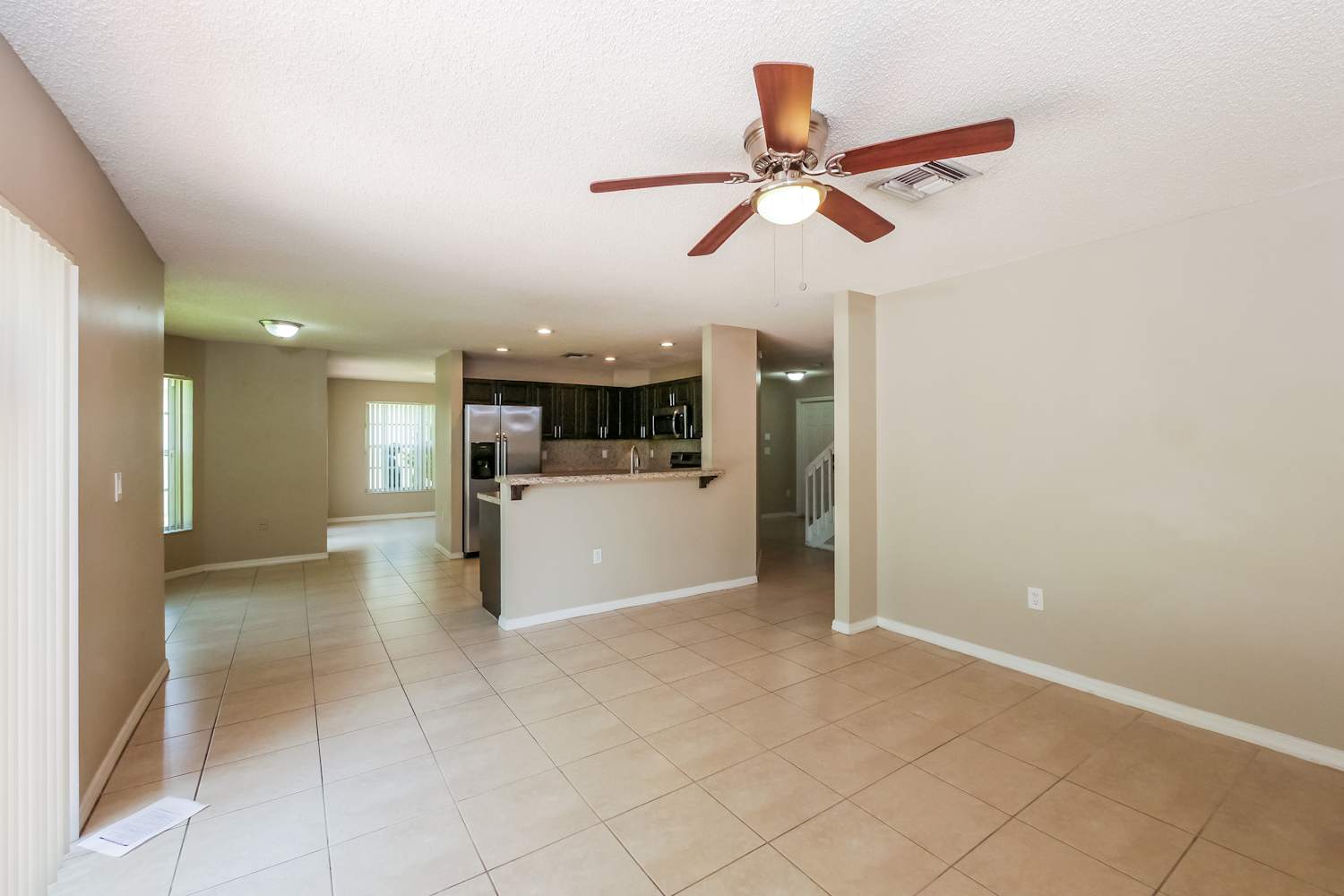 146 Gables Blvd, Weston photo 8