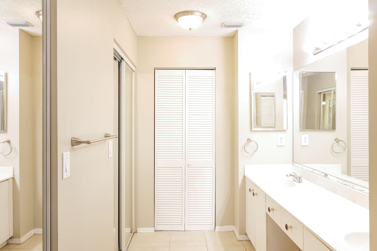 146 Gables Blvd, Weston photo 16