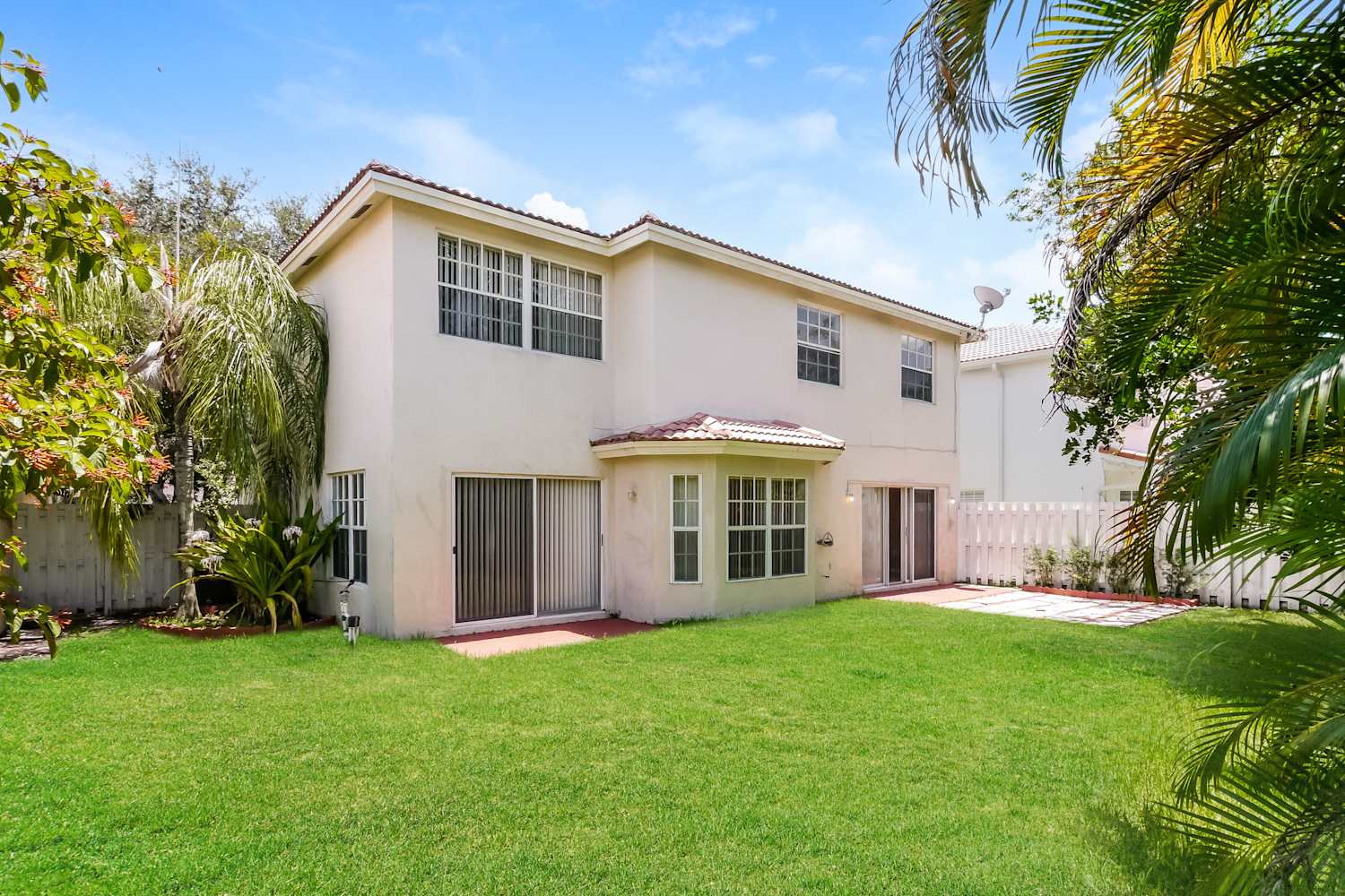 146 Gables Blvd, Weston photo 17