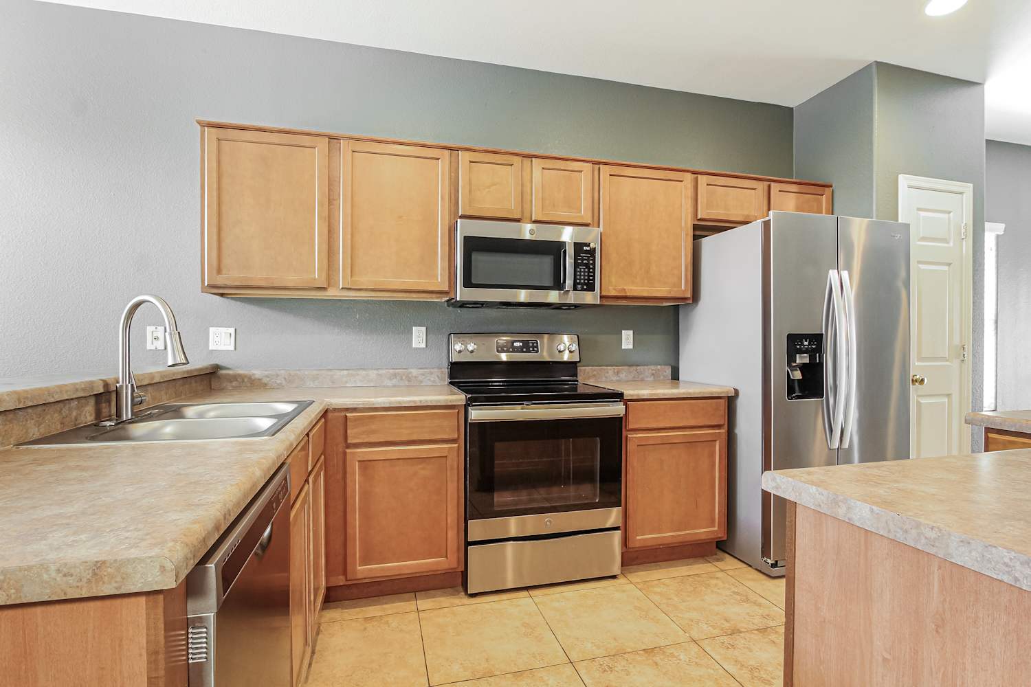 14611 W Acapulco Ln, Surprise photo 7