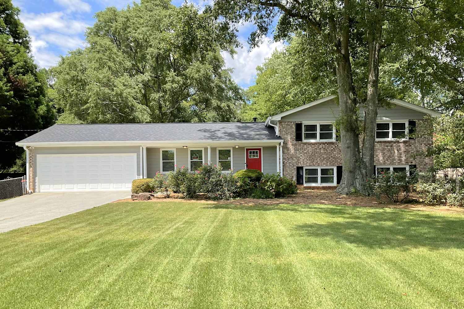Front of 1465 Piedmont Rd, Marietta, GA