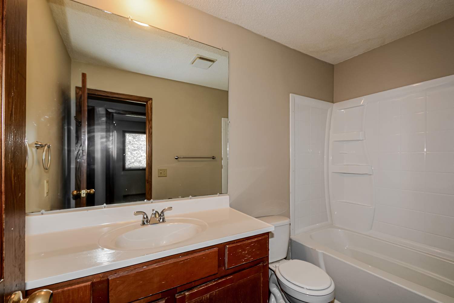 14655 Sycamore St NW, Andover photo 16