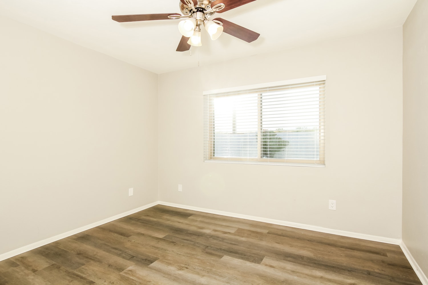 14656 N 18Th Dr, Phoenix photo 9