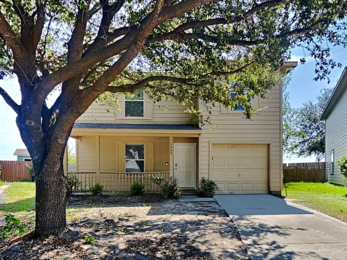 Front of 1466 Grand Prince Ln, Houston, TX