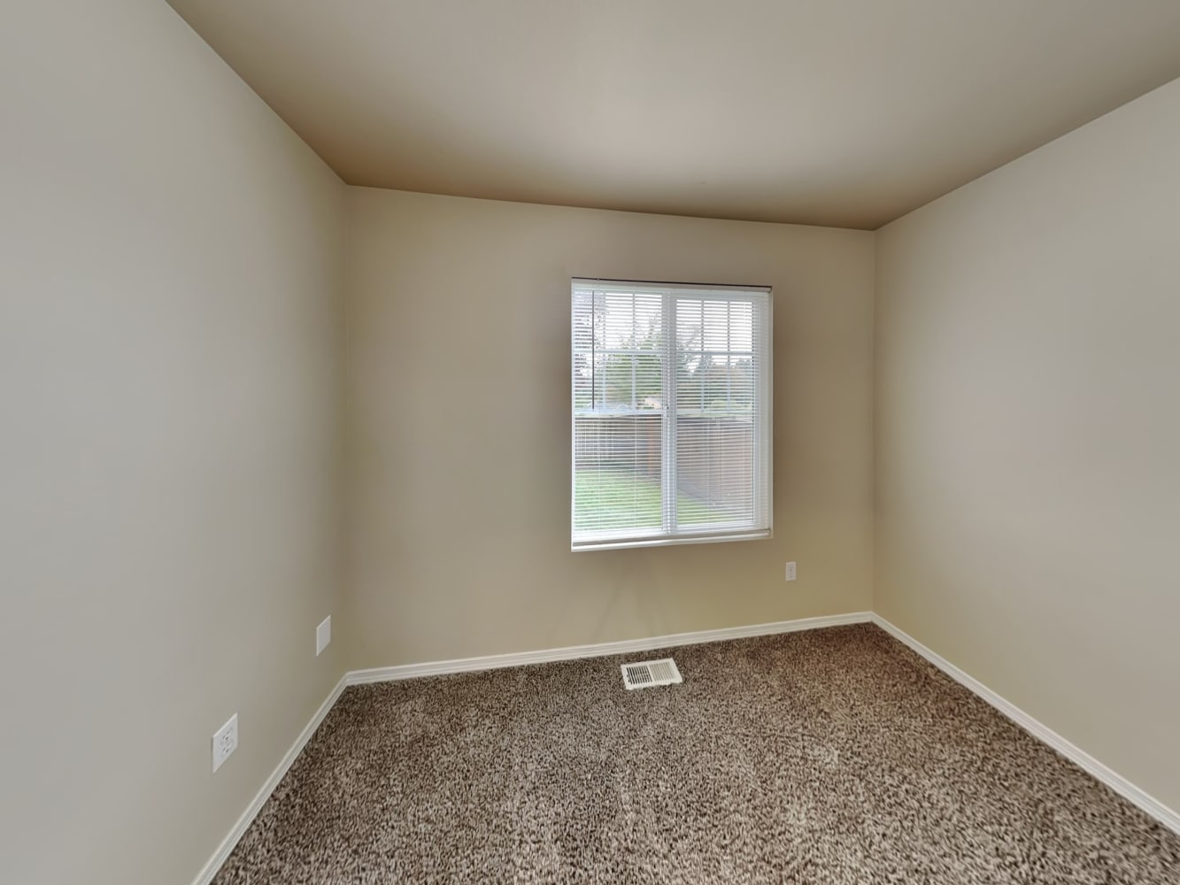 14688 Ravenwood Rd SE, Monroe photo 13