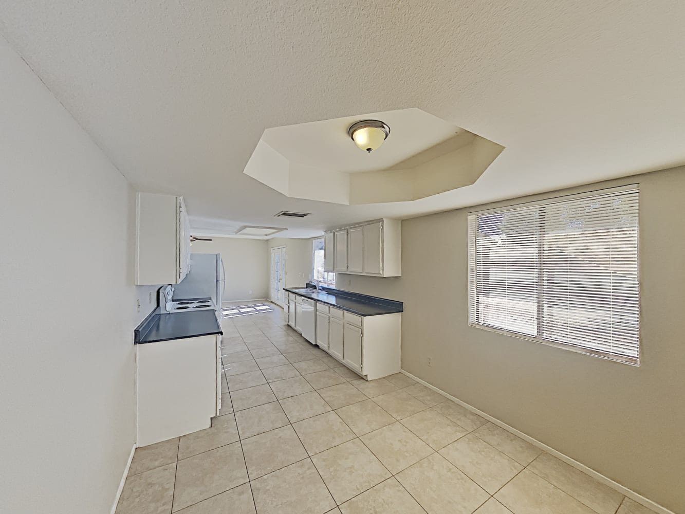 147 W Hillside St, Mesa photo 6