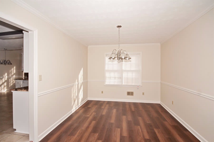 1480 Meadow Oak Dr, Snellville photo 10