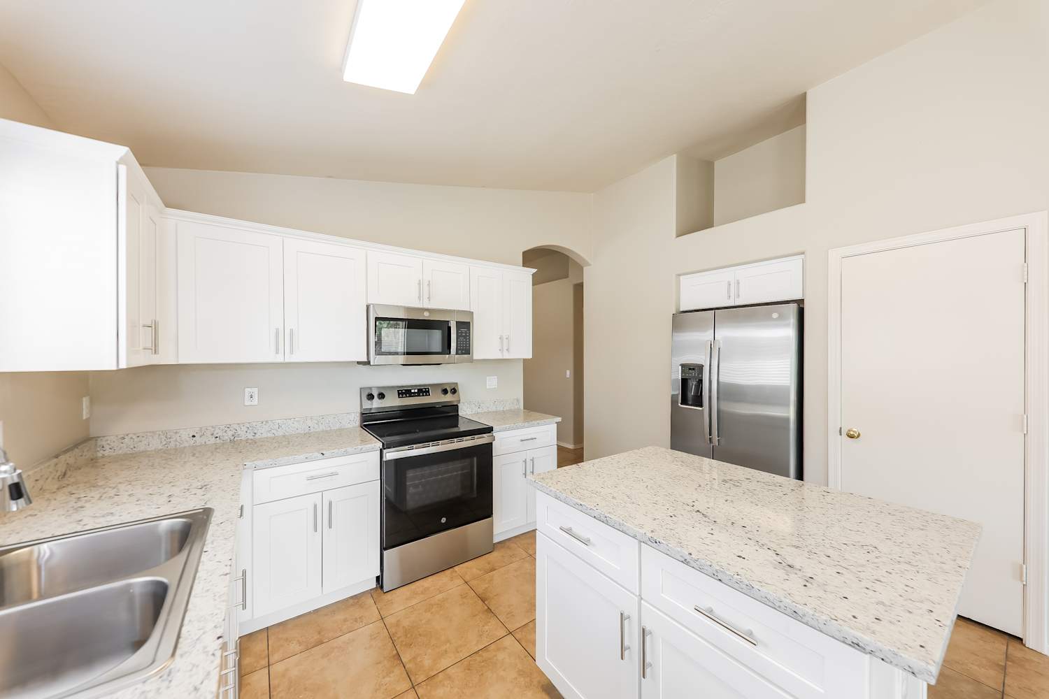 14807 W Acapulco Ln, Surprise photo 7