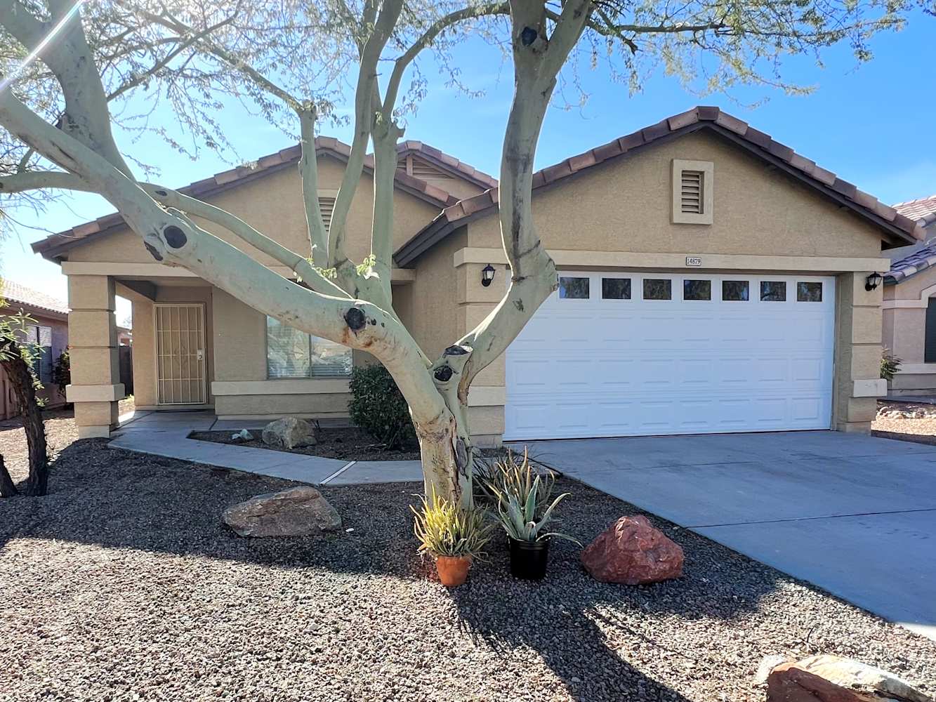 14879 W Ventura St, Surprise photo 1