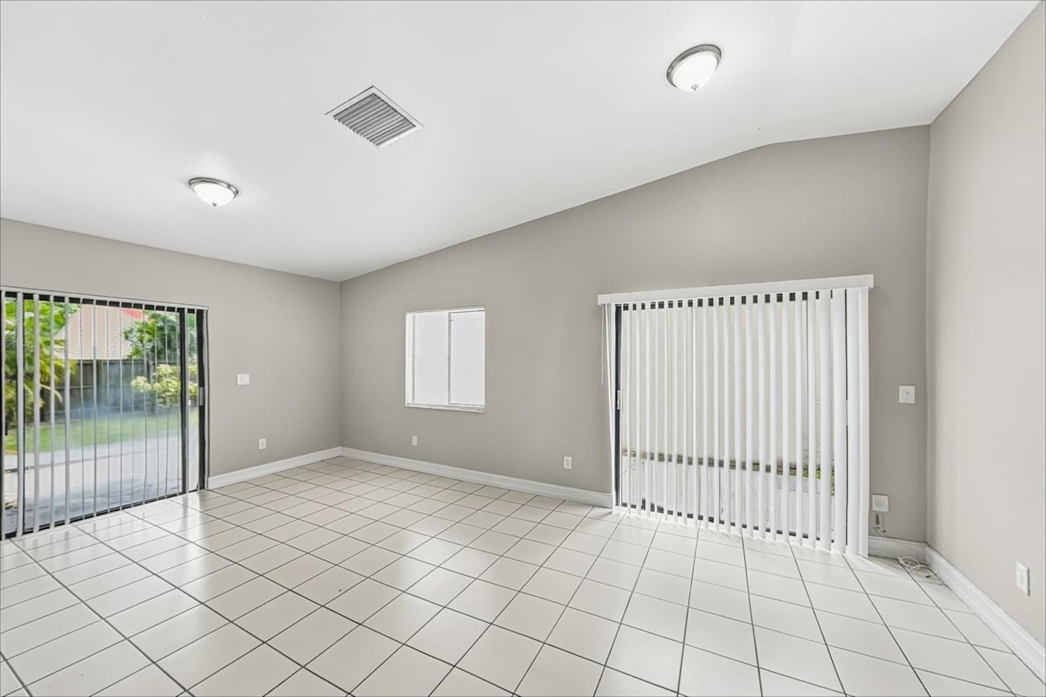 14971 SW 92nd Ter, Miami photo 18