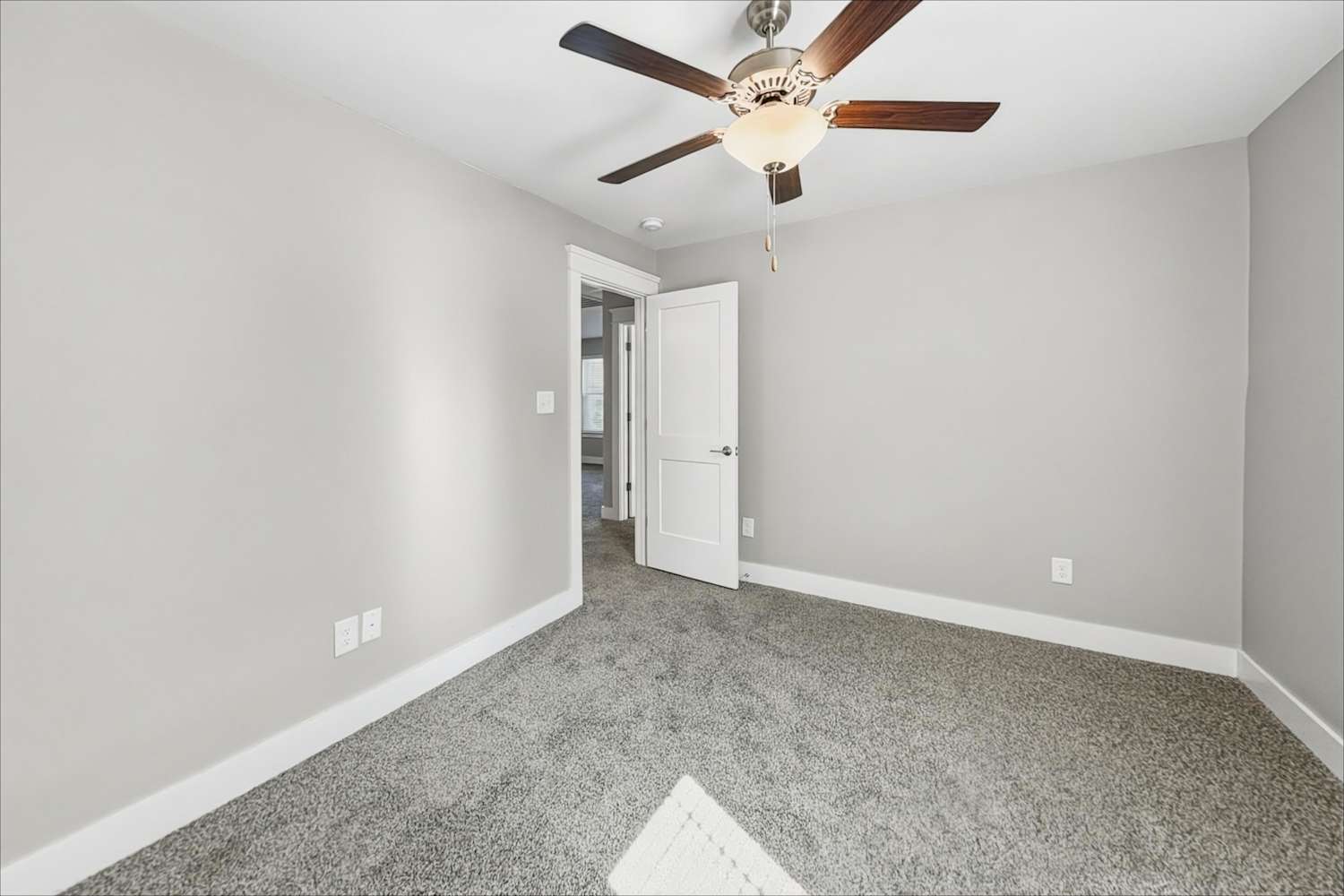 150 Habersham Ct, Lexington photo 22