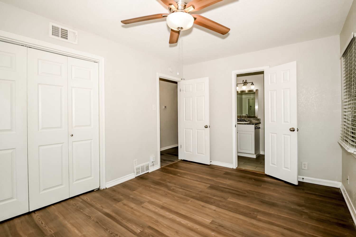 1501 Juanita, Arlington photo 10