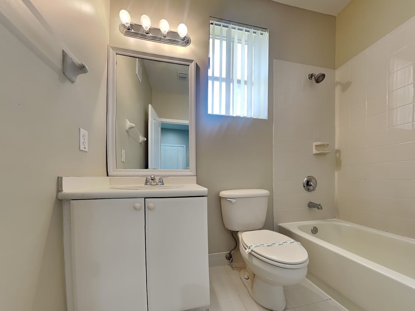 15050 SW 9th Ter, Miami photo 17