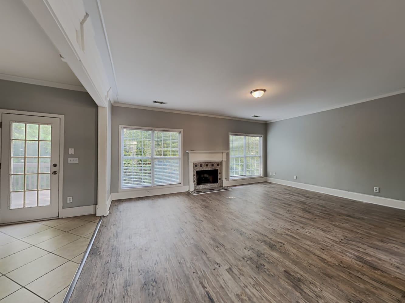 1506 Shuman Holw, Lawrenceville photo 4