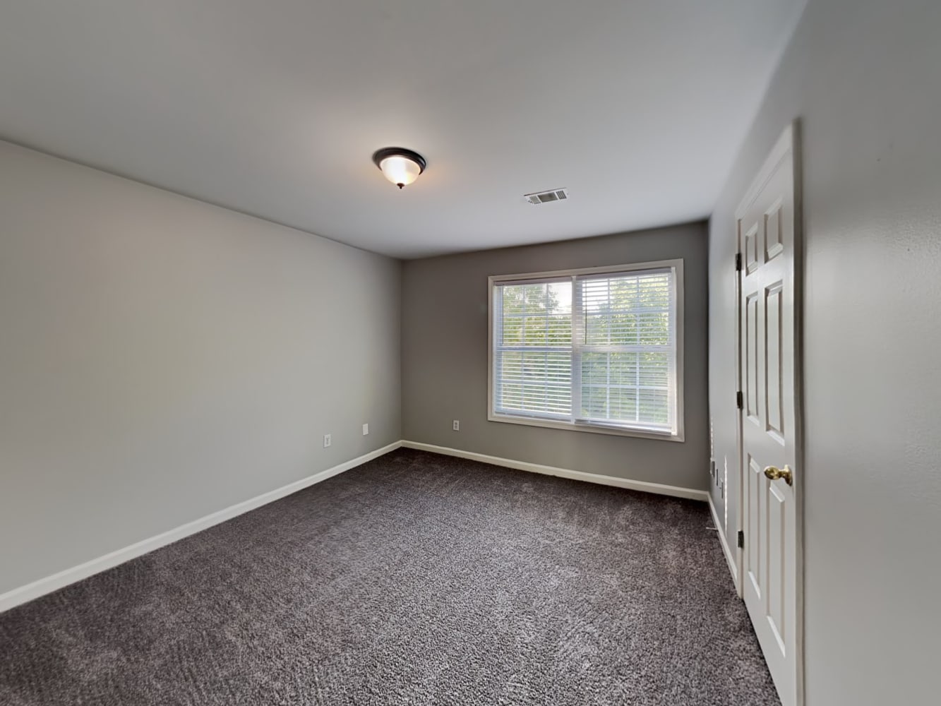 1506 Shuman Holw, Lawrenceville photo 9