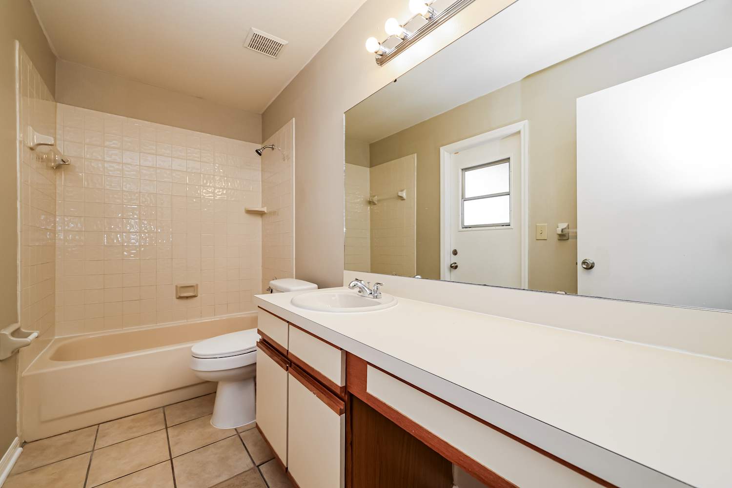 1507 Storington Ave, Brandon photo 13