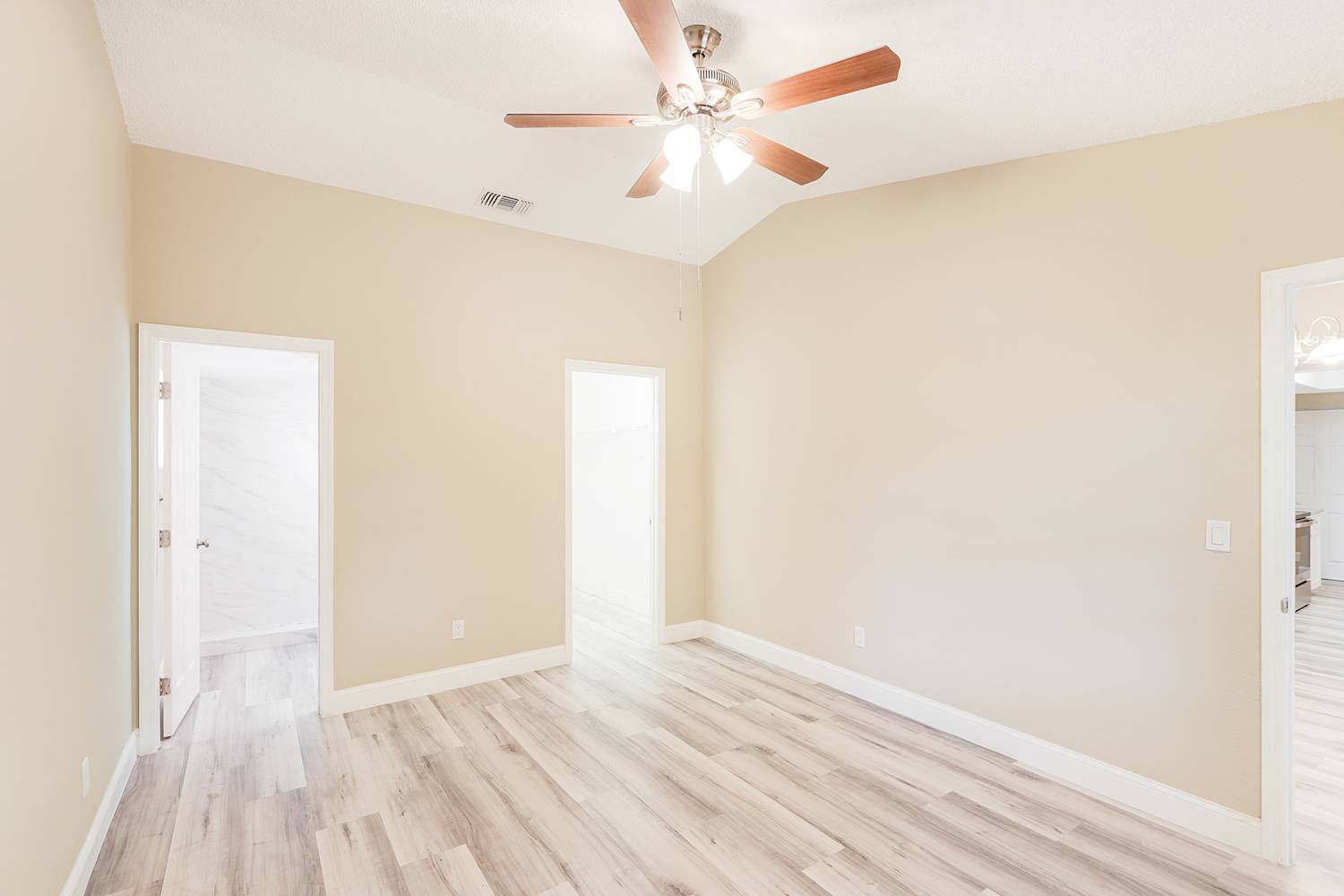 1508 Blueteal Dr, Brandon photo 13