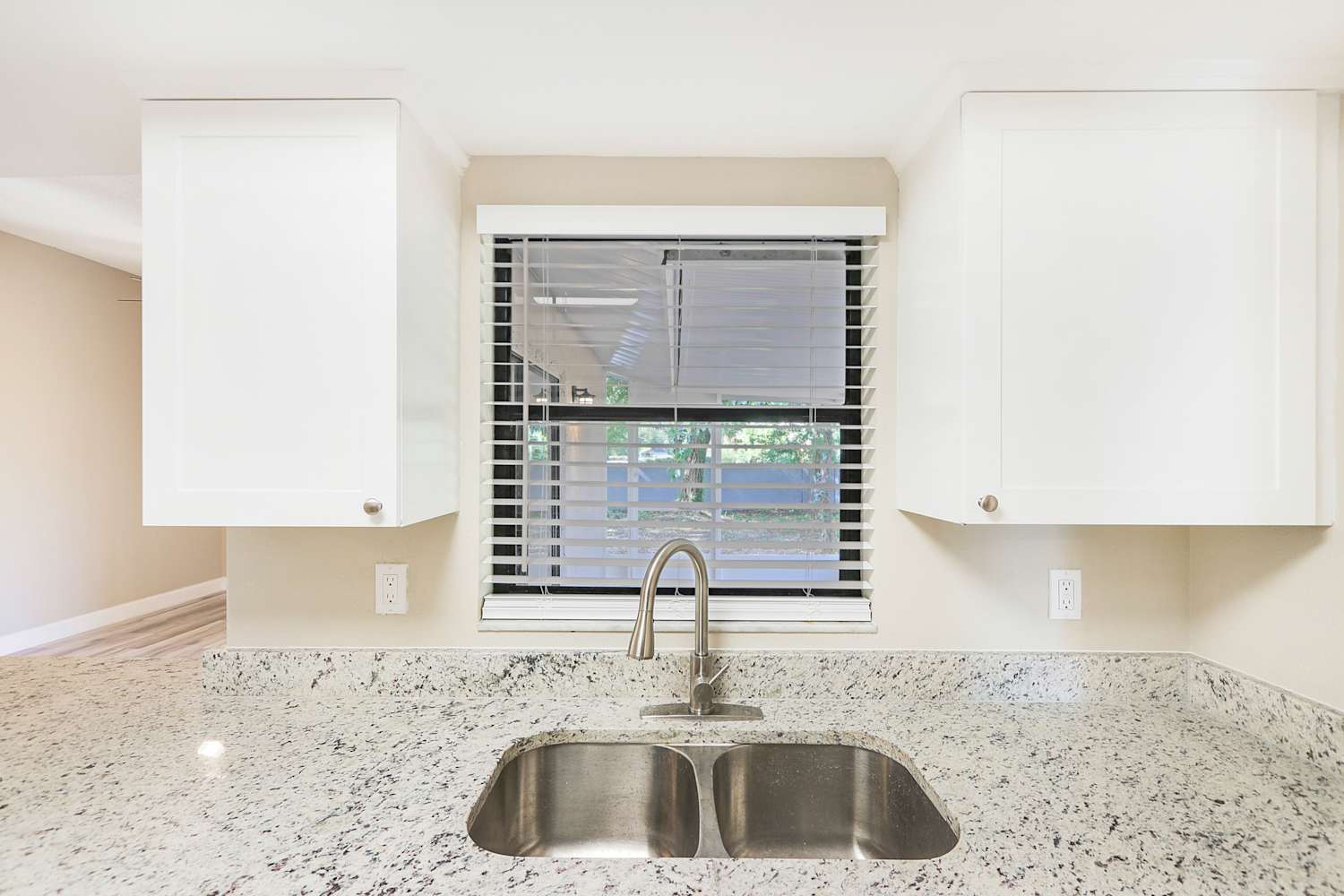 1508 Blueteal Dr, Brandon photo 9