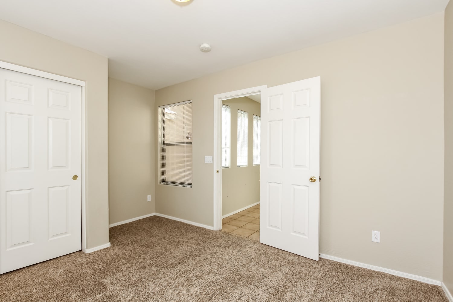 15082 W Taylor St, Goodyear photo 14