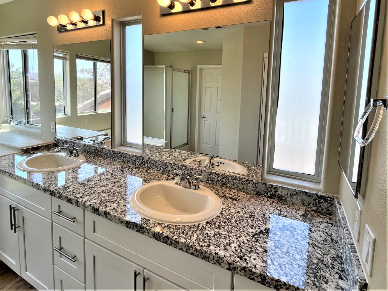 1512 Auburn Valley Ave, Las Vegas photo 12