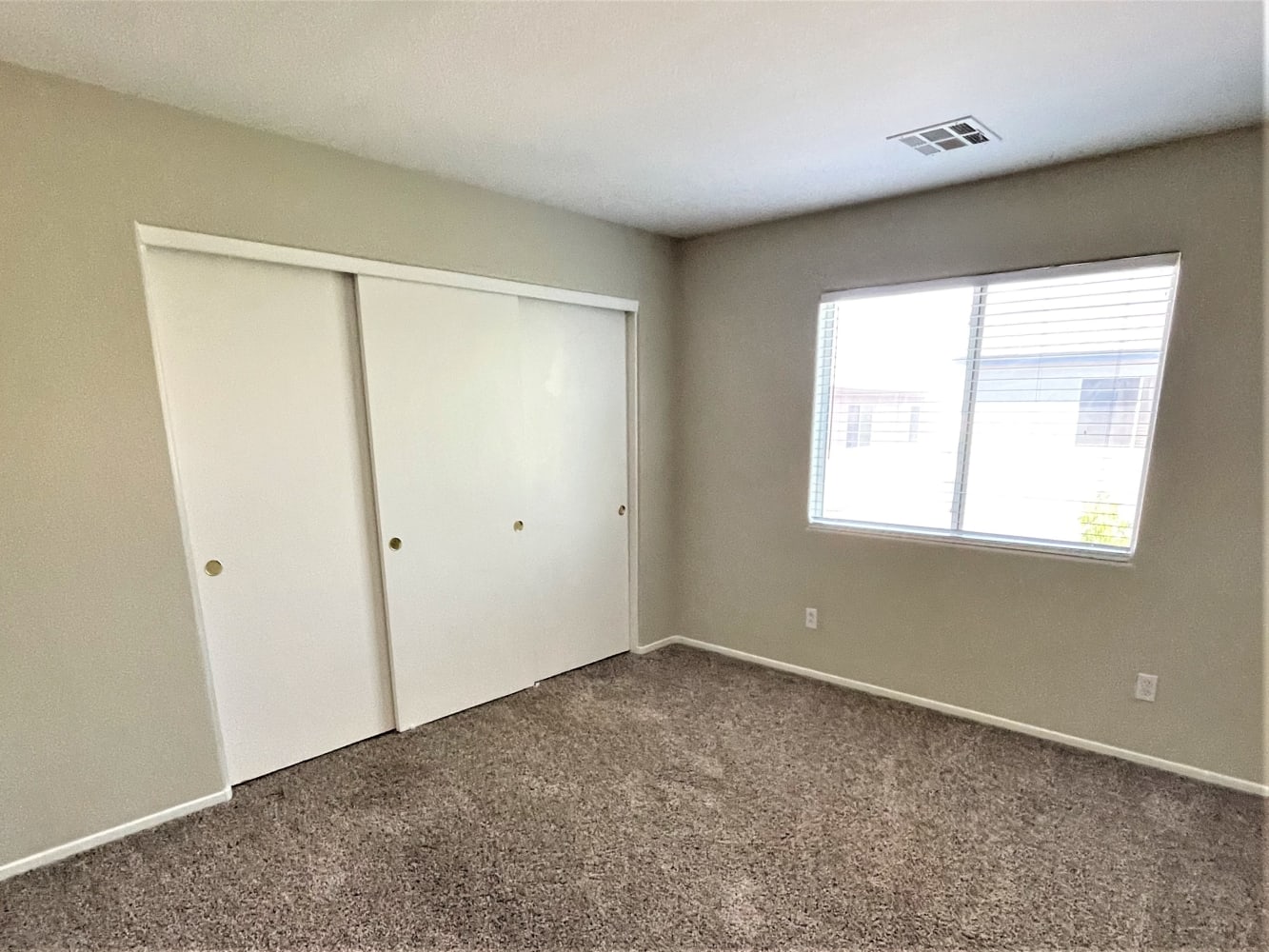 1512 Auburn Valley Ave, Las Vegas photo 8