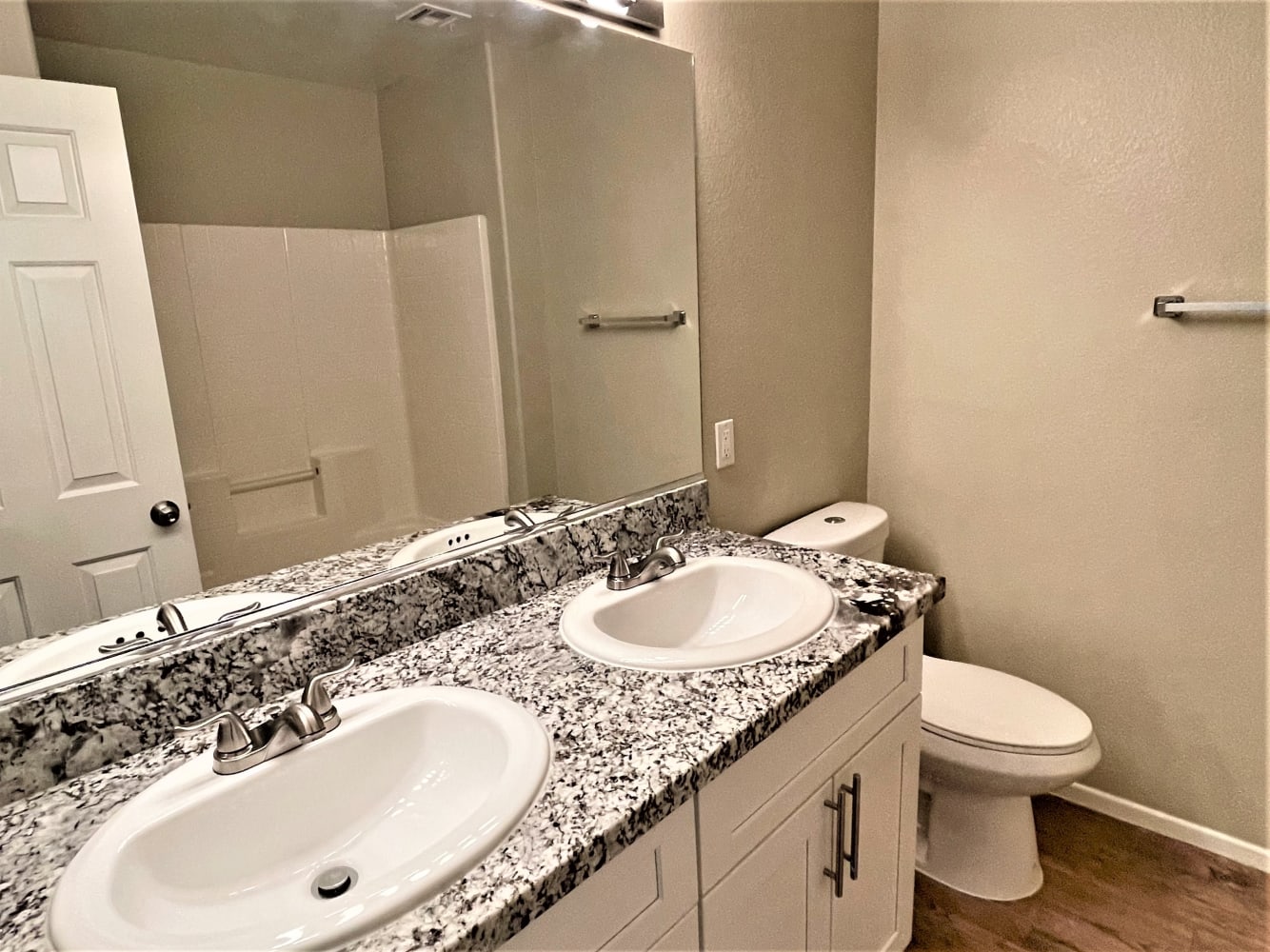 1512 Auburn Valley Ave, Las Vegas photo 10