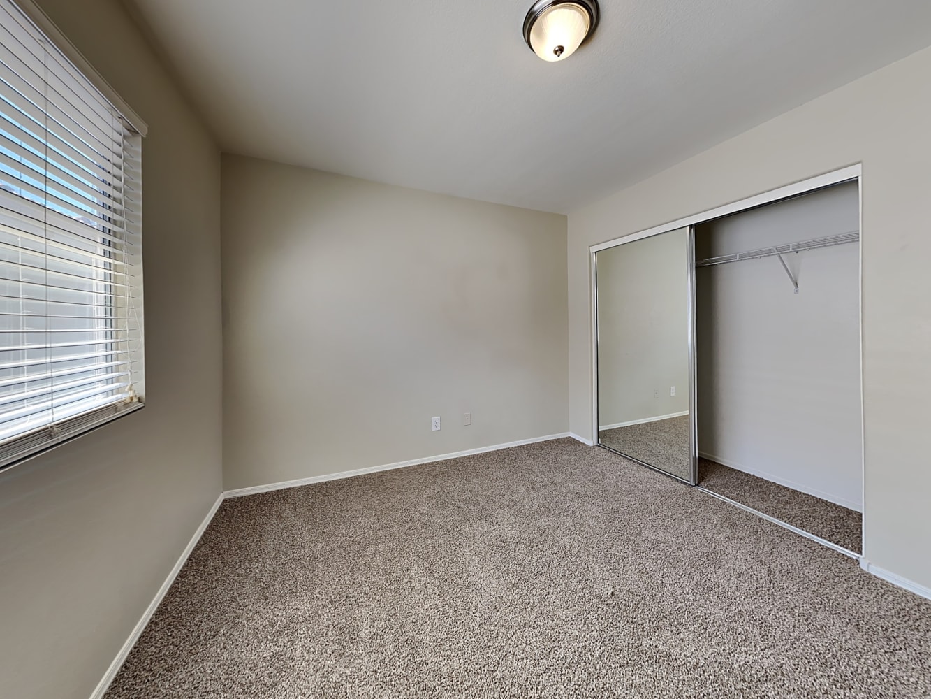 1515 E Sheraton Ln, Phoenix photo 16