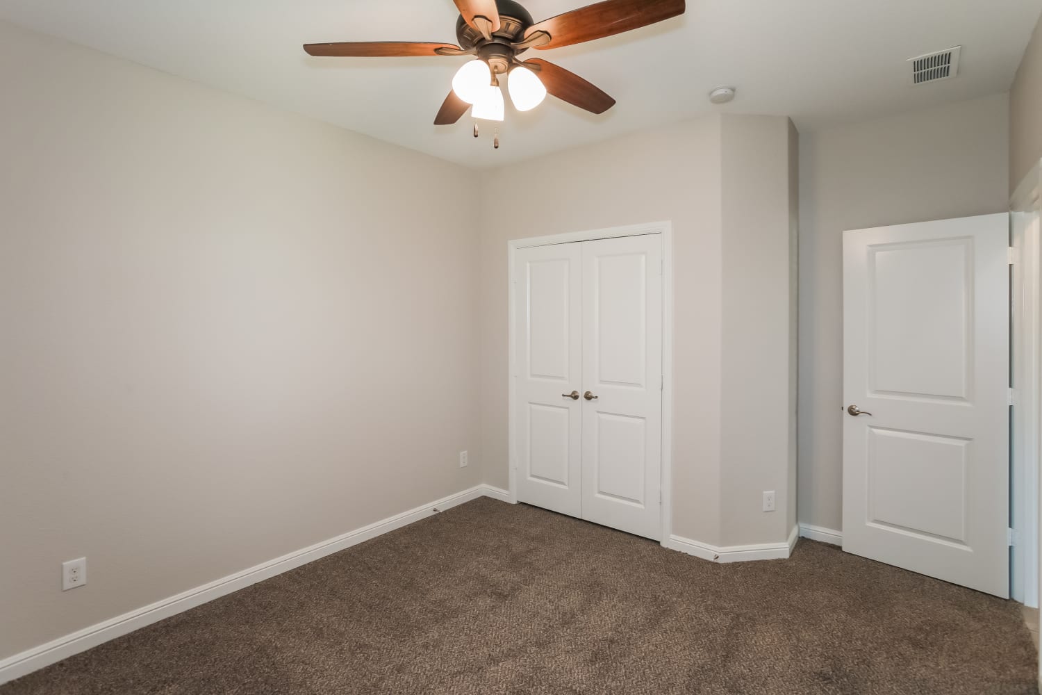 1517 Bunting Dr, Northlake photo 10