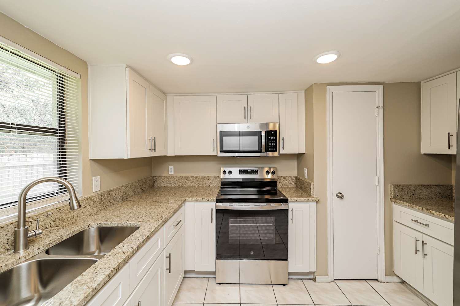 1517 Kestrel Way, Brandon photo 6
