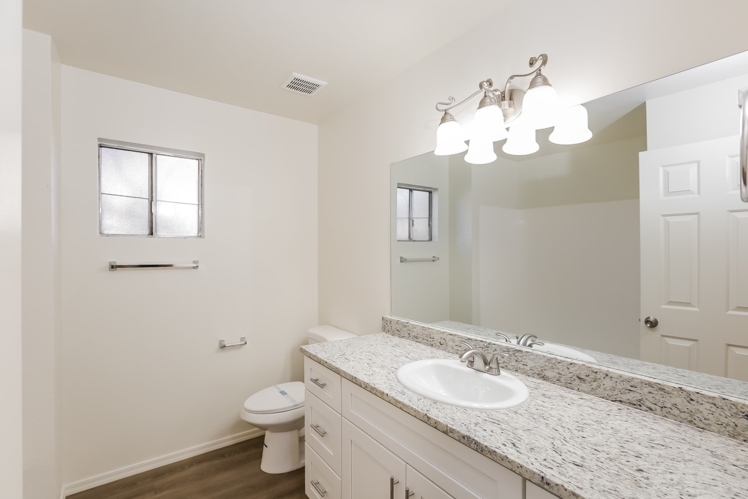 1524 W Mission Dr, Chandler photo 14
