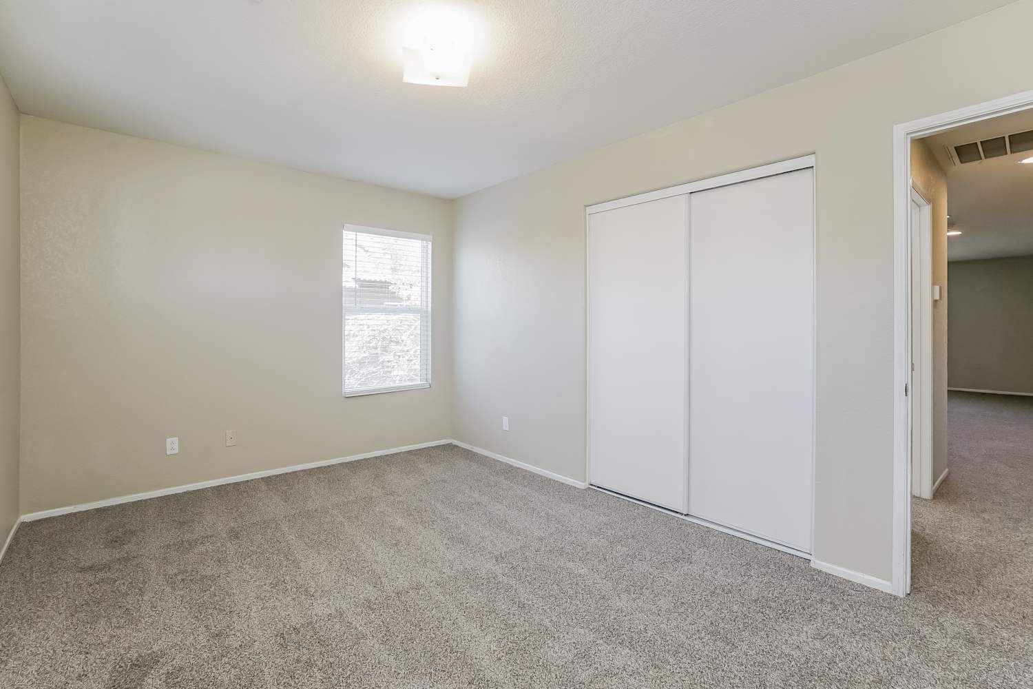 1529 Granville Way, Lancaster photo 14