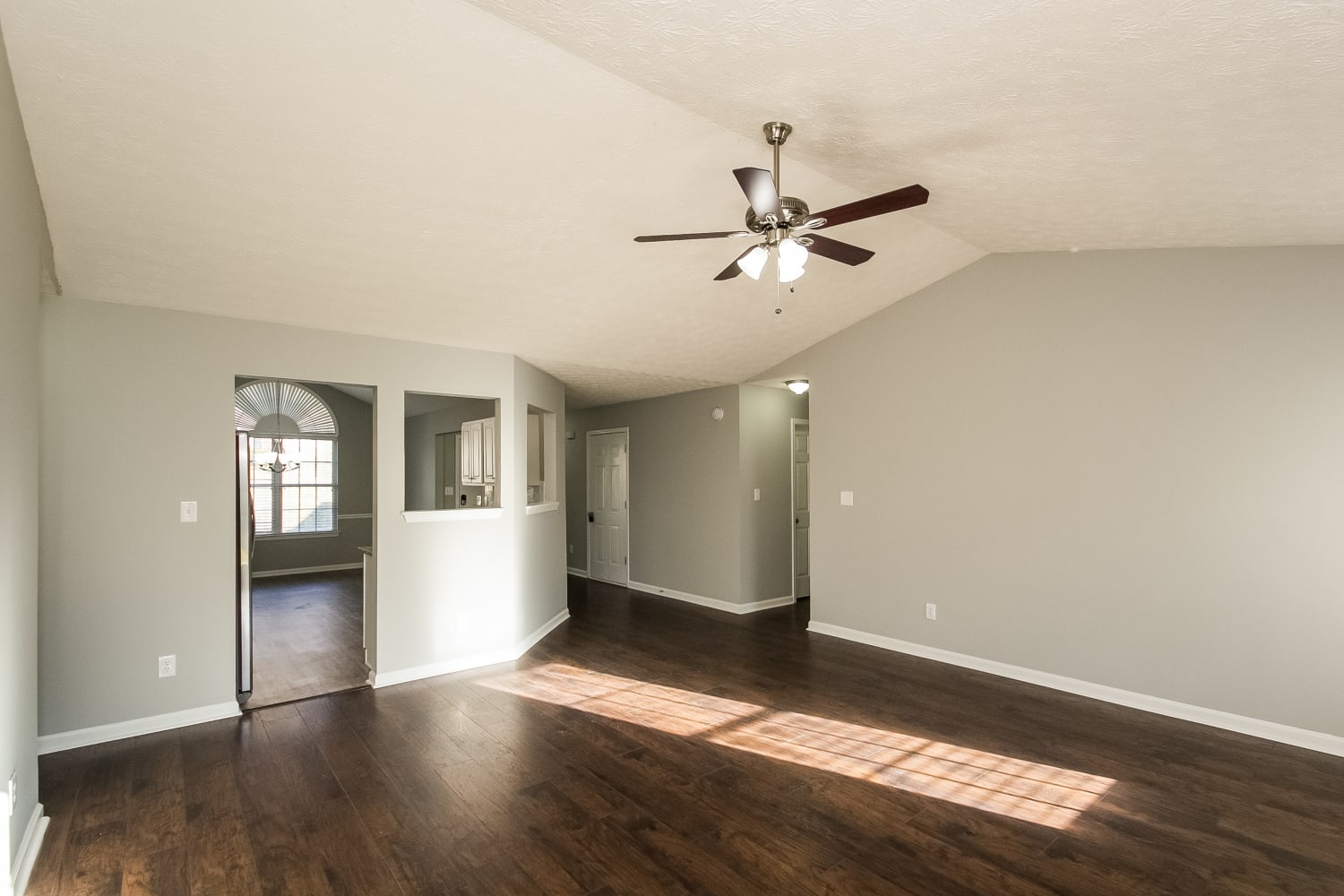 1530 Heatherton Rd, Dacula photo 7
