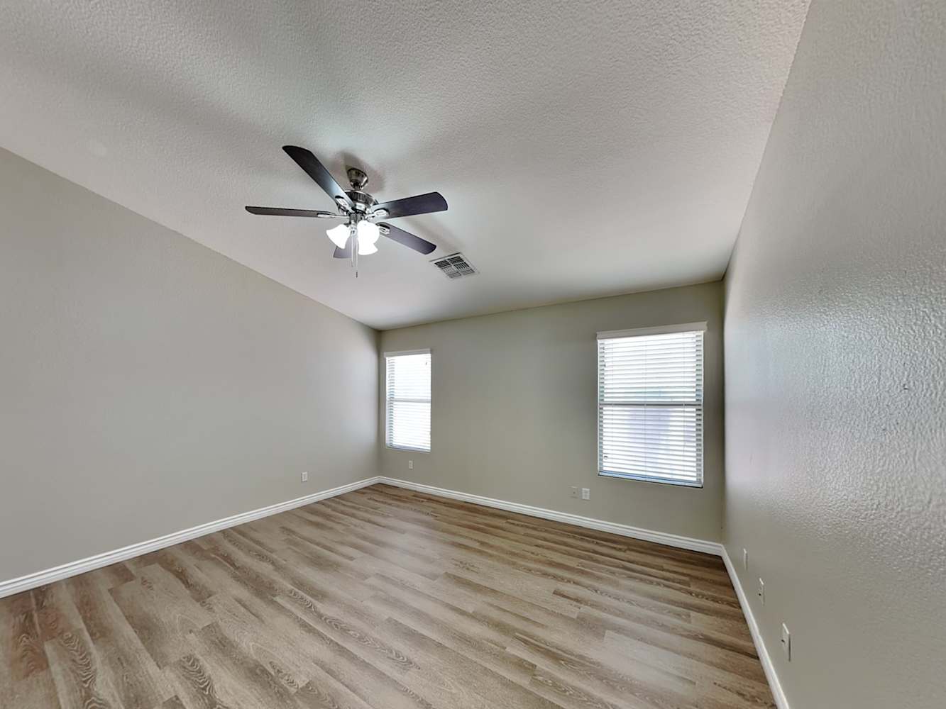1530 W Saint Anne Ave, Phoenix photo 9