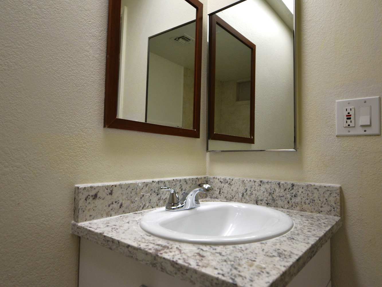 1531 W Villa Rita Dr, Phoenix photo 13