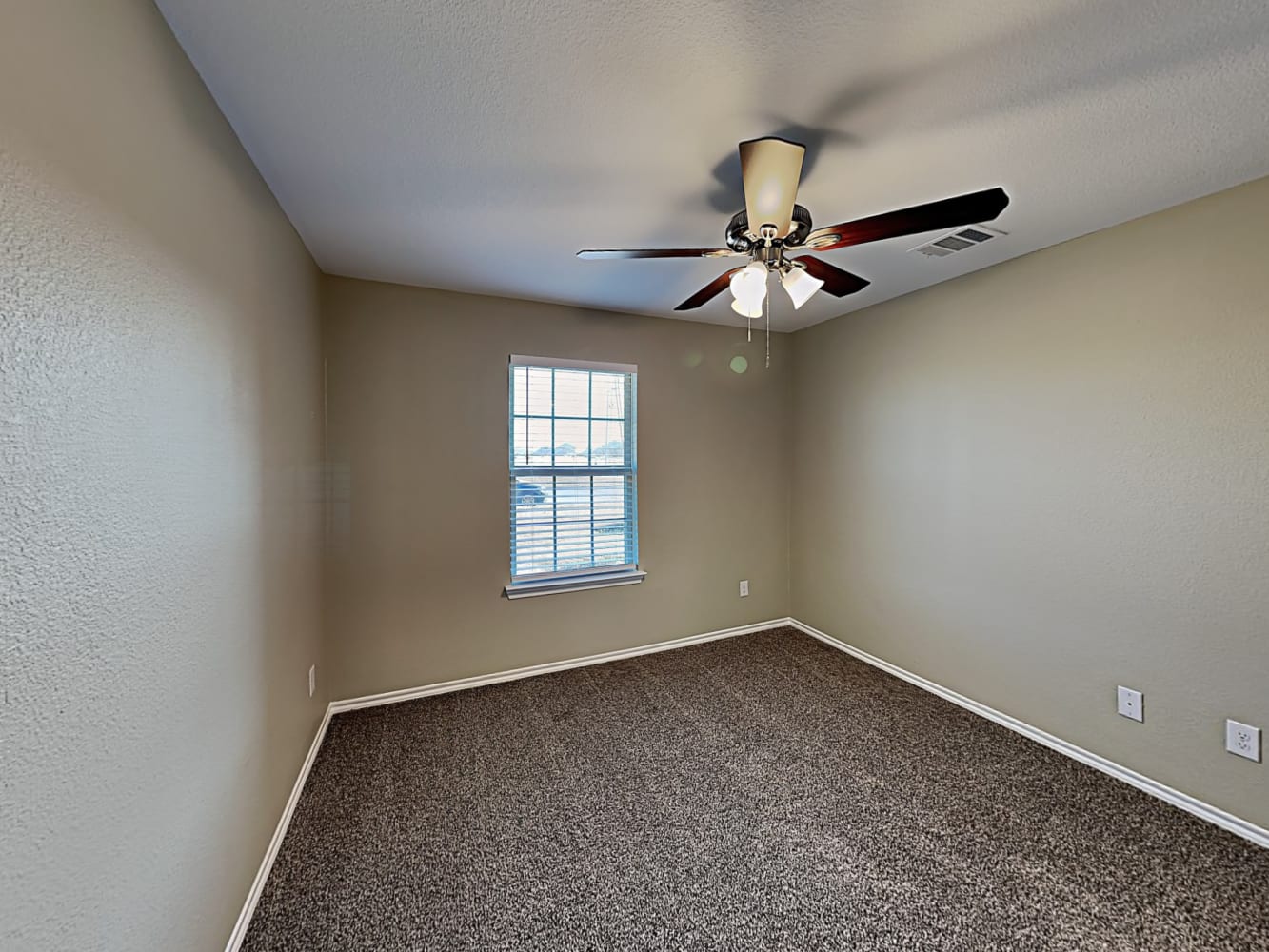 1536 Old Quarry Dr, Waxahachie photo 10