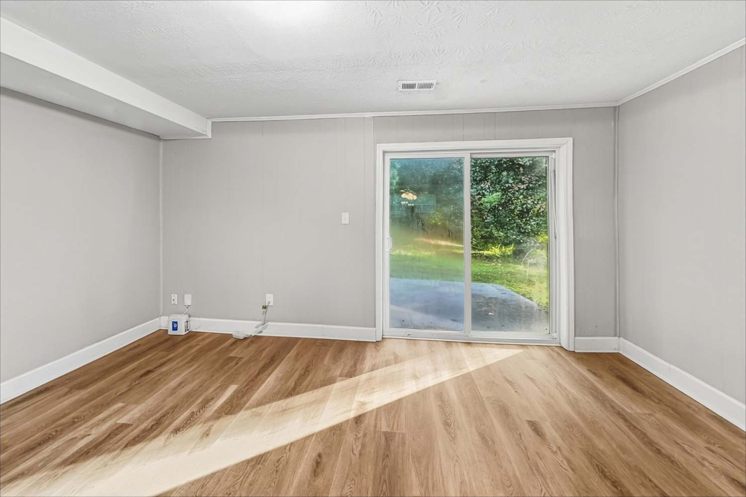 1537 Spruce Ridge Ct, Stone Mountain photo 7