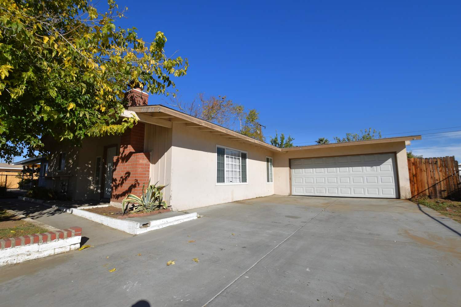 Front of 15384 Eleanor Ln, Moreno Valley, CA