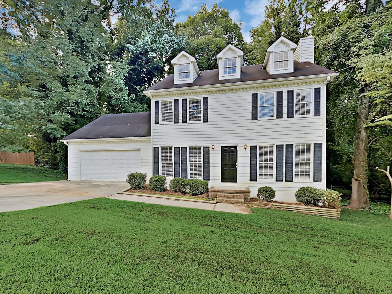 Front of 1539 Sir Knights Way, Lawrenceville, GA