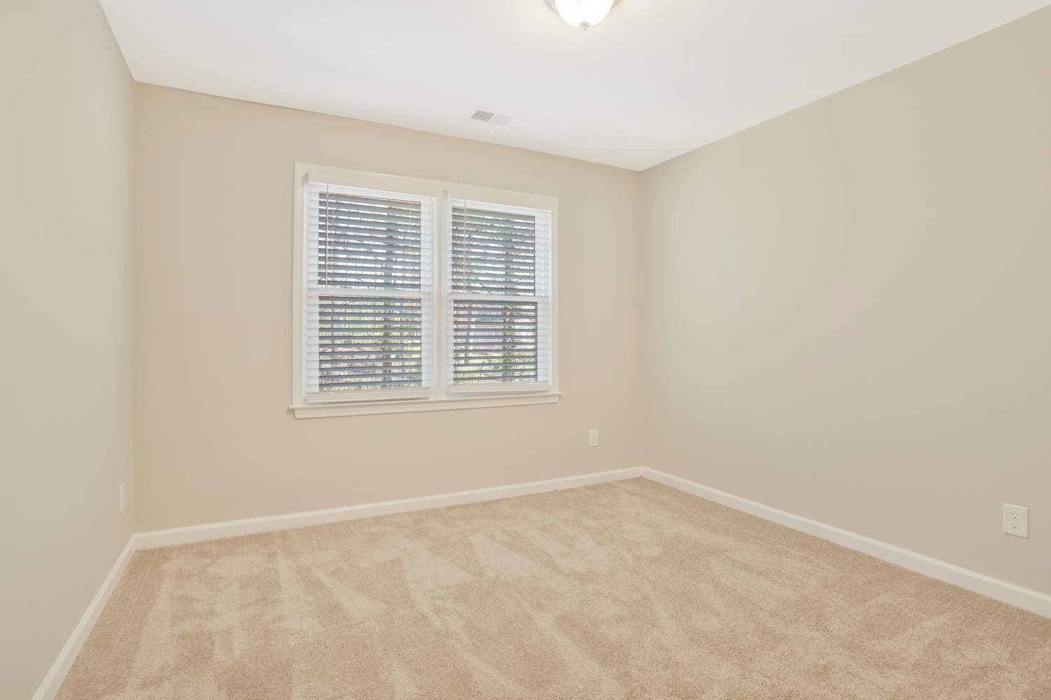 154 Infantry Way Sw, Marietta photo 16