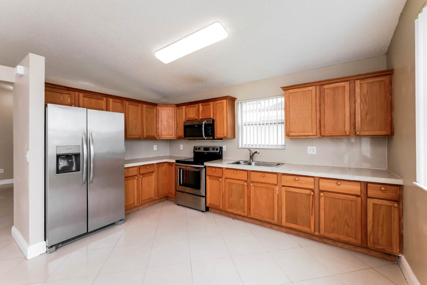 1544 NW 158th Ave, Pembroke Pines photo 7