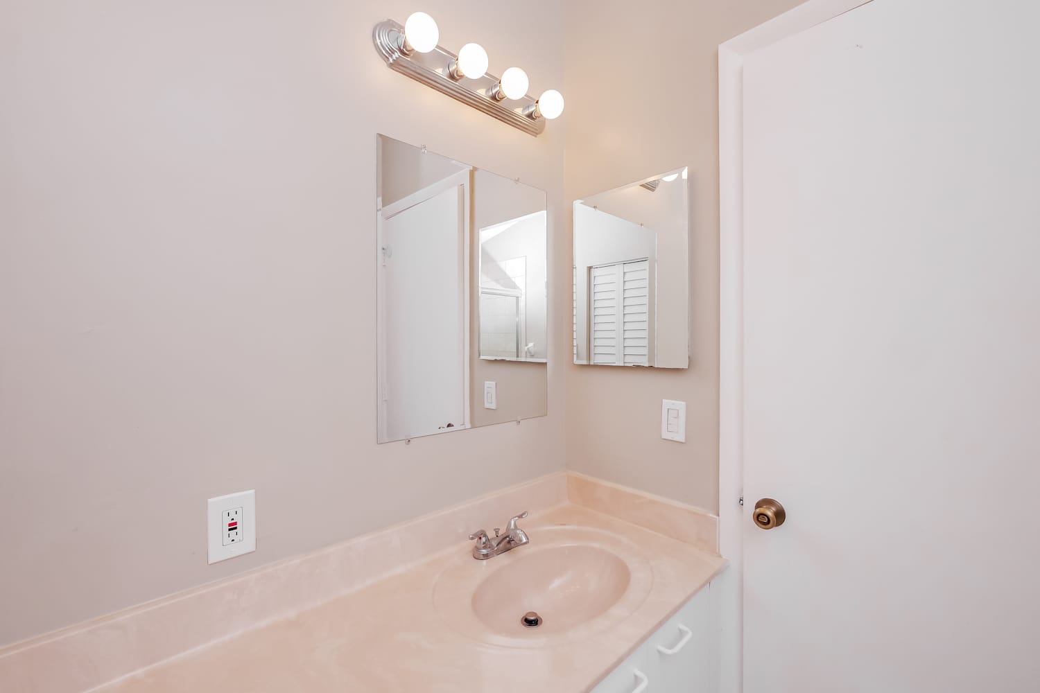 1544 NW 158th Ave, Pembroke Pines photo 11