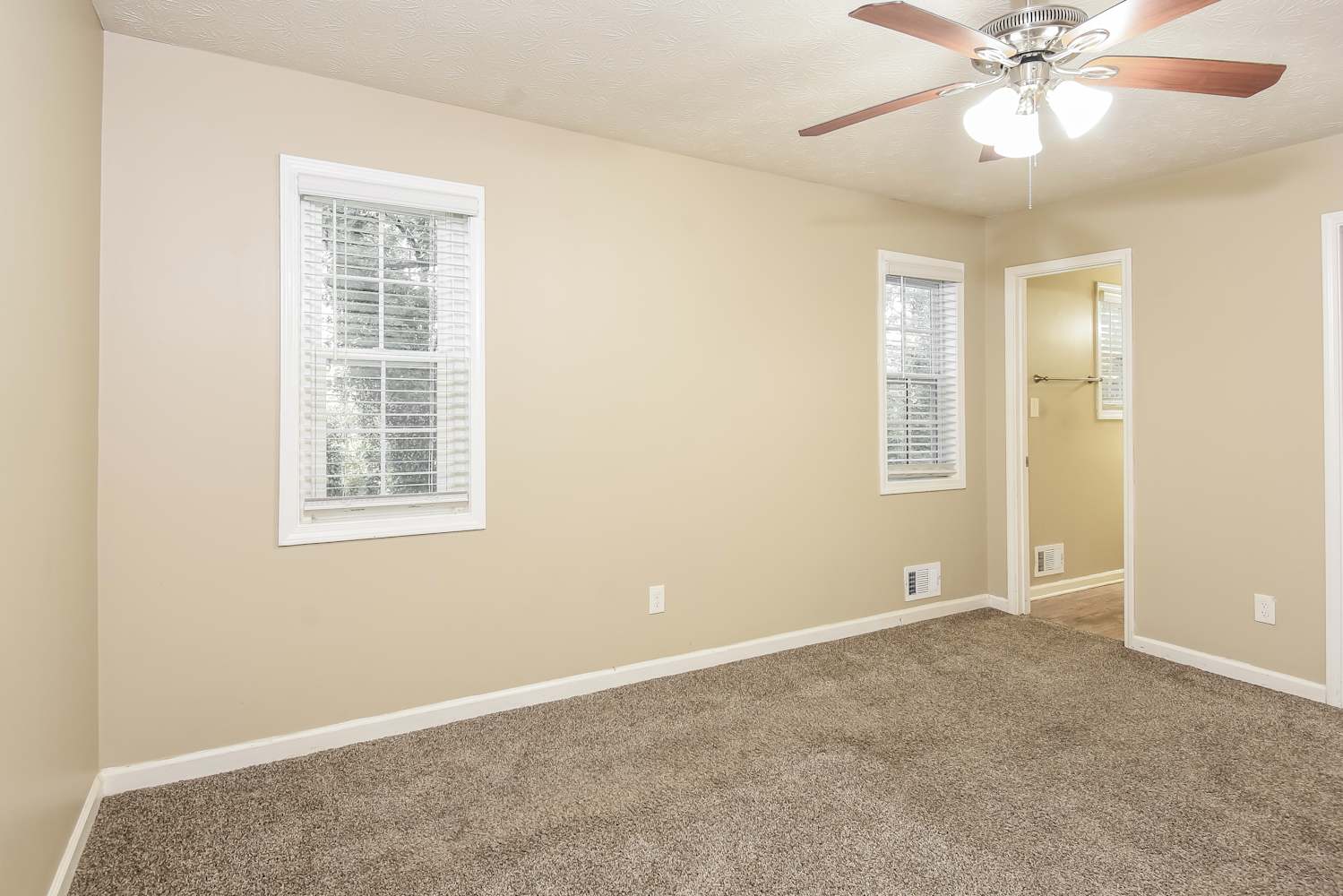 1545 Haynes Ct, Grayson photo 12